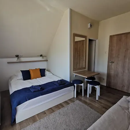 Kovacs Apartmanhaz 巴拉顿菲赖德