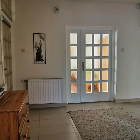 Kovacs Apartmanhaz * 巴拉顿菲赖德