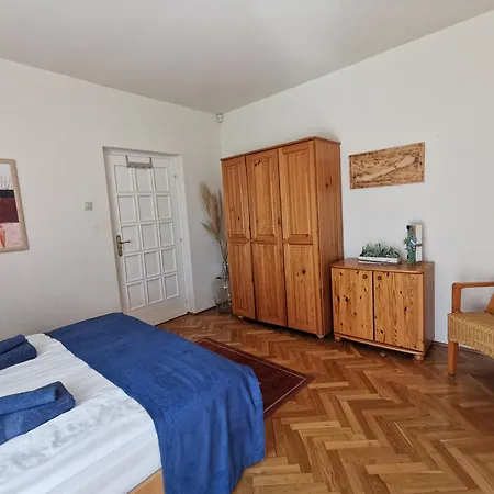 Kovacs Apartmanhaz Daire *