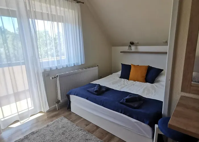 Kovacs Apartmanhaz *