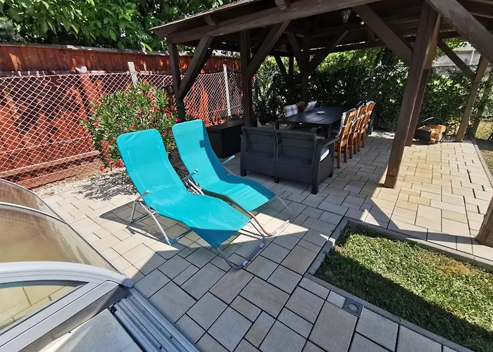 Kovacs Apartmanhaz 公寓 巴拉顿菲赖德